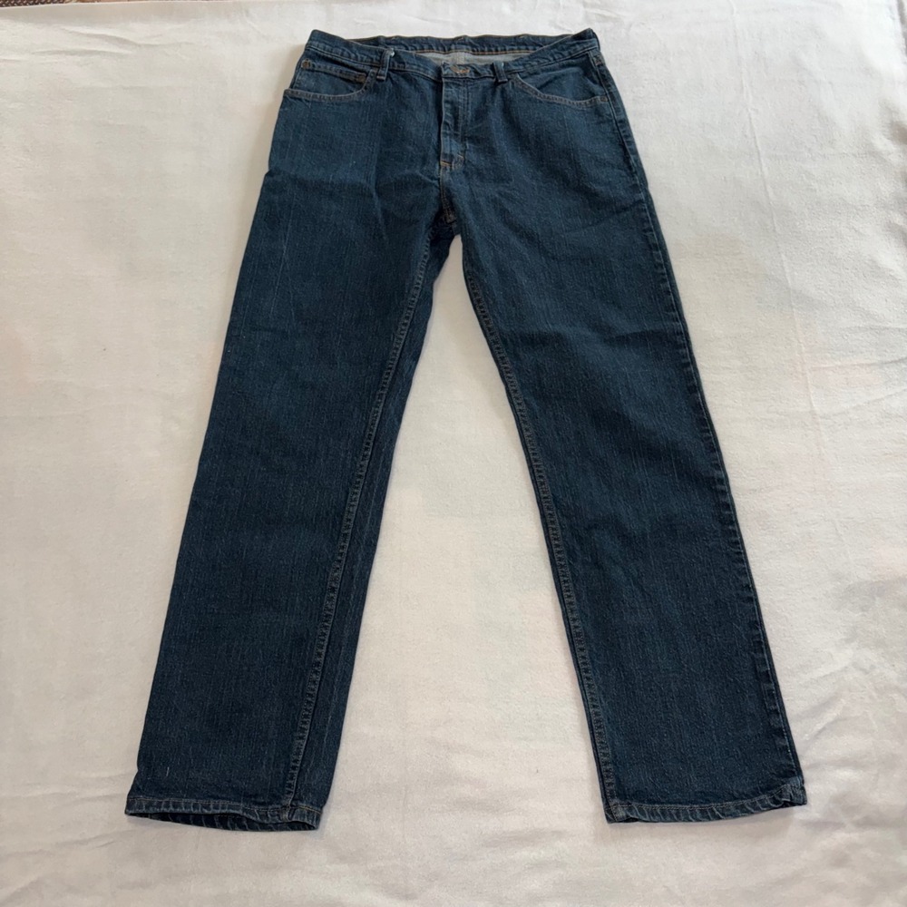 Wrangler Mens 36x32 Regular Fit Dark Wash Blue Jeans Western Denim workwear